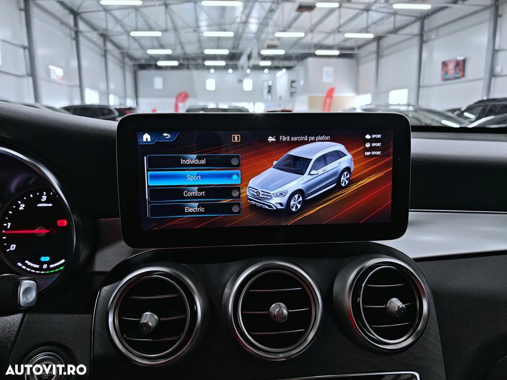 Mercedes-Benz GLC 300 de 4Matic 9G-TRONIC AMG Line - 22