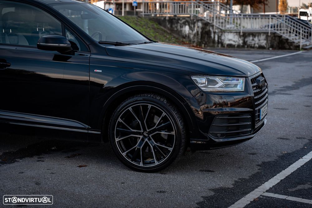 Audi Q7 3.0 TDI quattro S-line Tiptronic 7L - 6