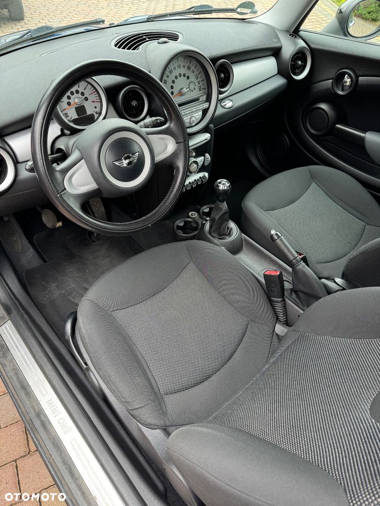 MINI ONE Standard - 4