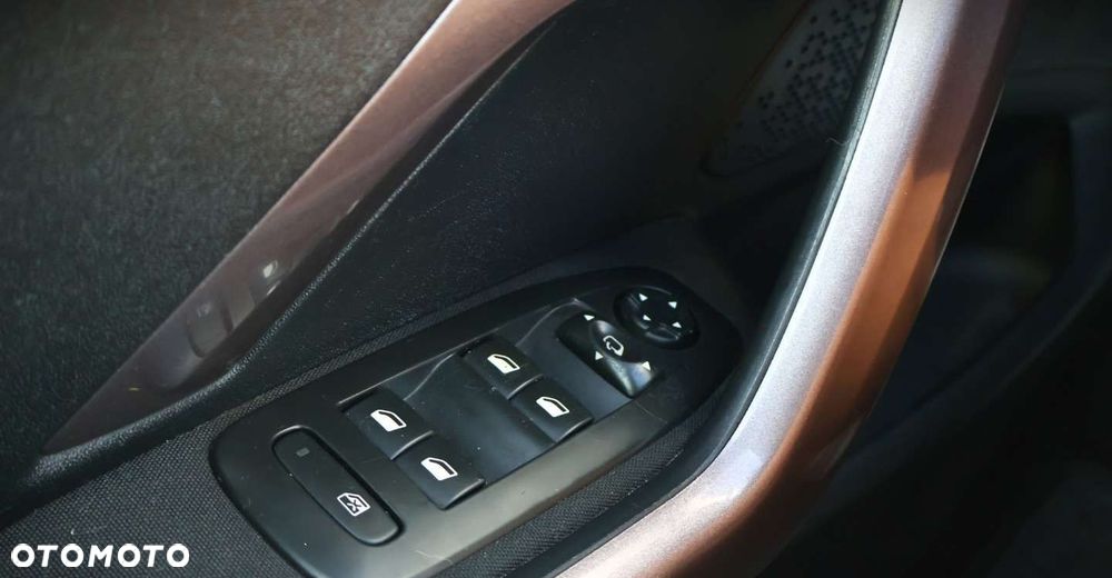 Peugeot 2008 - 29