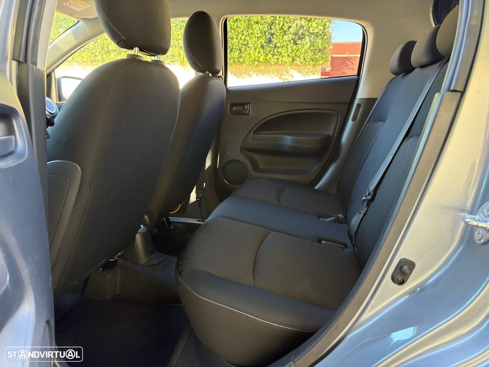 Mitsubishi Space Star 1.2 Intense - 26
