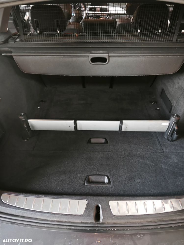 BMW Seria 3 320d Touring Aut. Sport Line - 9