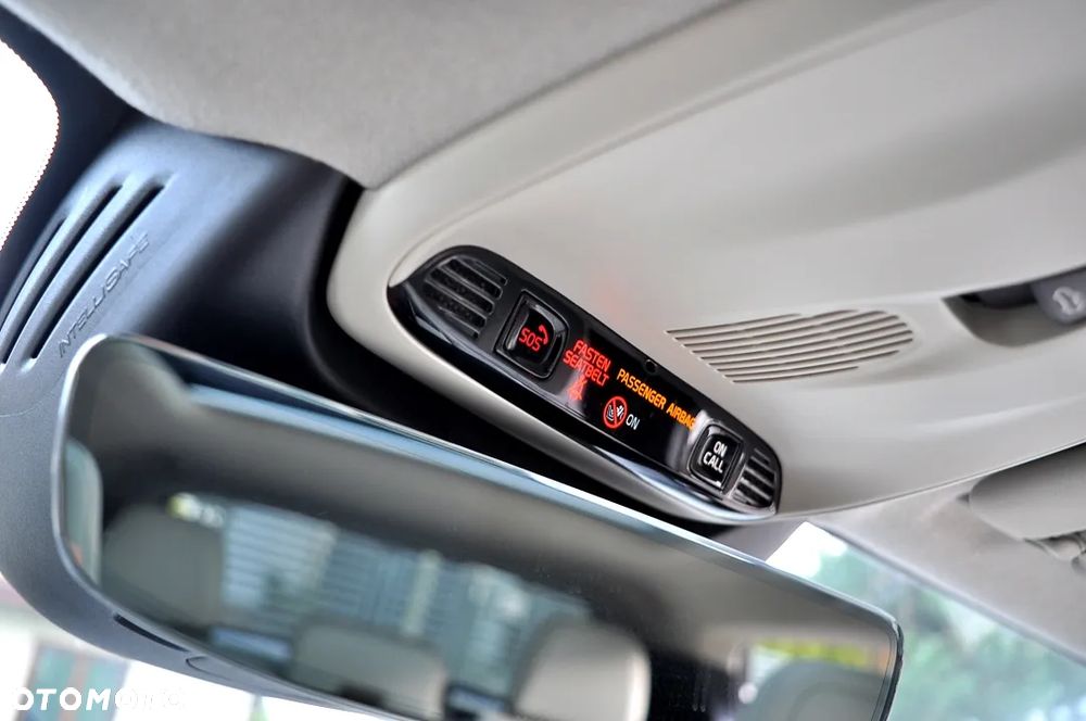 Volvo XC 40 T3 Geartronic Inscription - 32