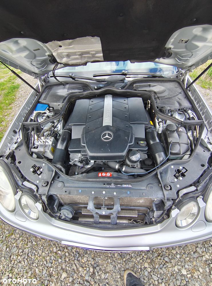 Mercedes-Benz Klasa E - 12