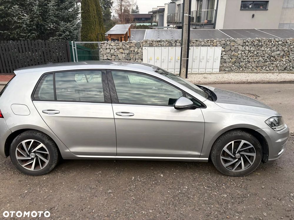 Volkswagen Golf 1.6 TDI SCR Comfortline - 22