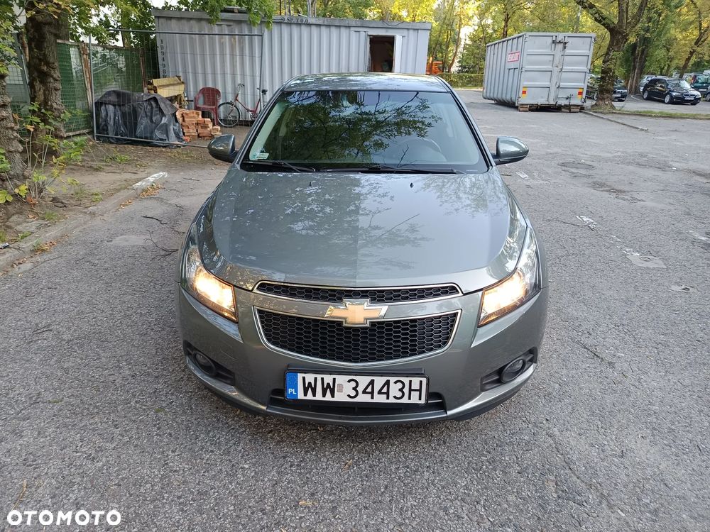 Chevrolet Cruze 1.6 LT+ - 1