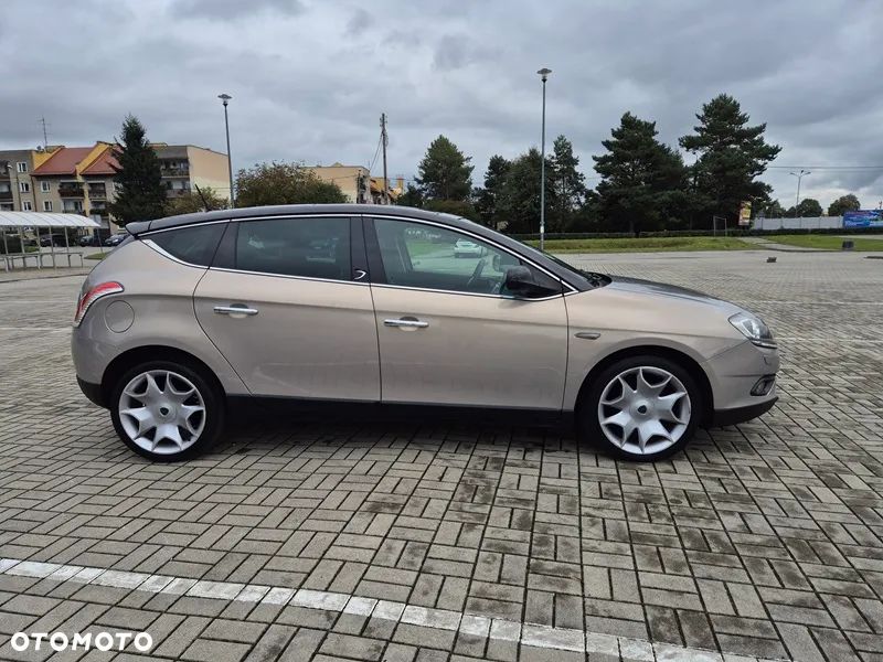 Lancia Delta 1.6 MJ Silver - 9
