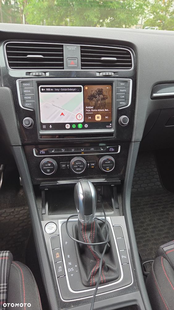 Volkswagen Golf - 13