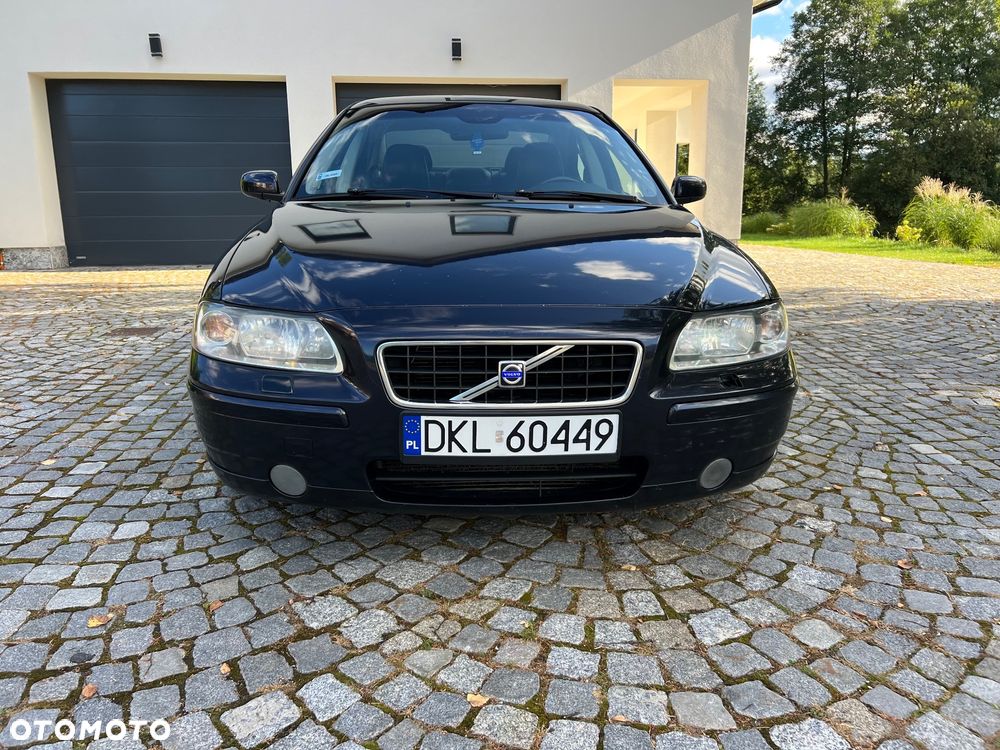 Volvo S60 2.4D5 Momentum - 4