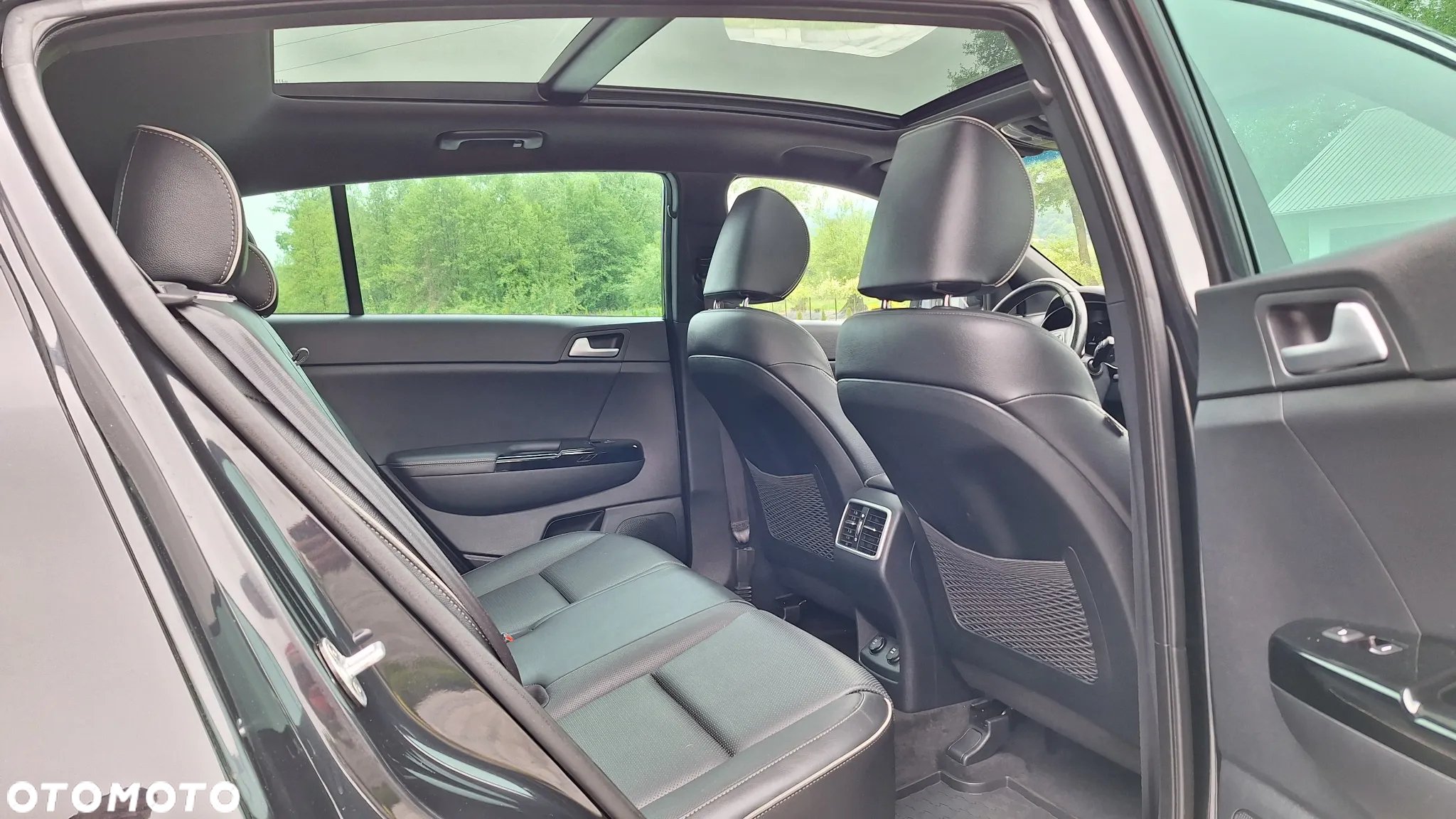 Kia Sportage 2,0 CRDI AWD GT Line - 24