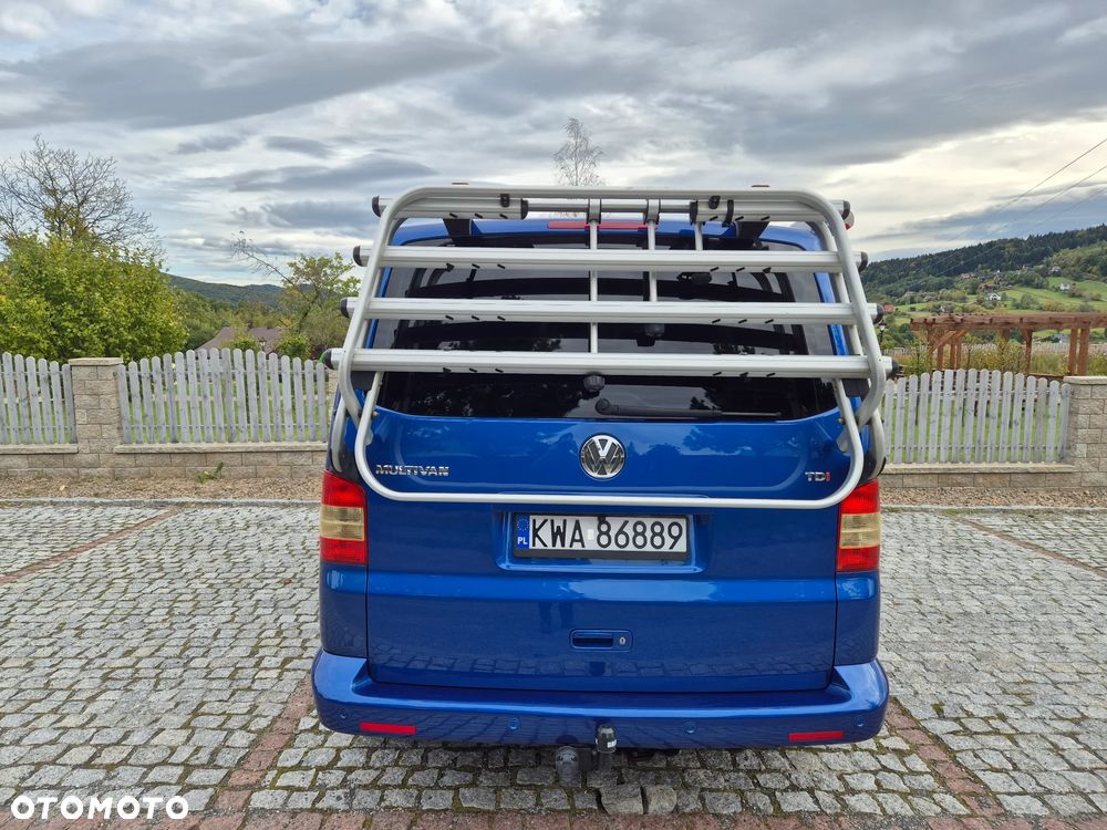 Volkswagen Multivan - 7