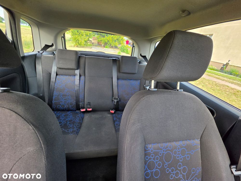 Ford Fiesta - 9