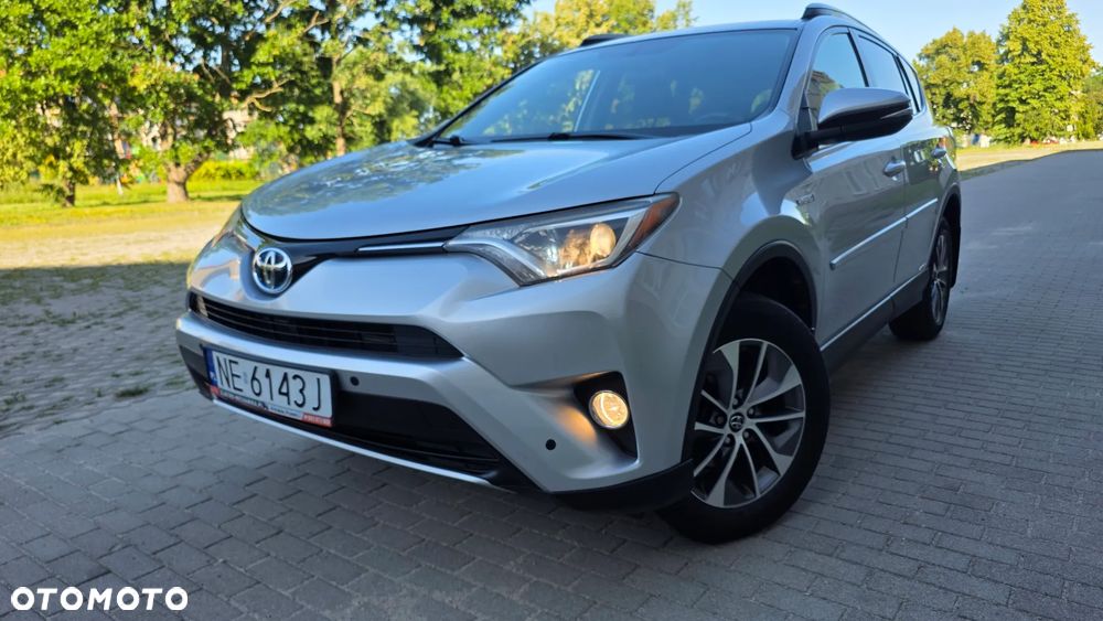 Toyota RAV4 - 6