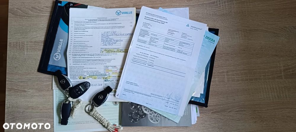 Mercedes-Benz GL 500 4Matic 7G-TRONIC - 38