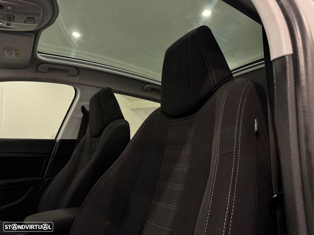 Peugeot 308 1.6 BlueHDi Allure J17 EAT6 - 29