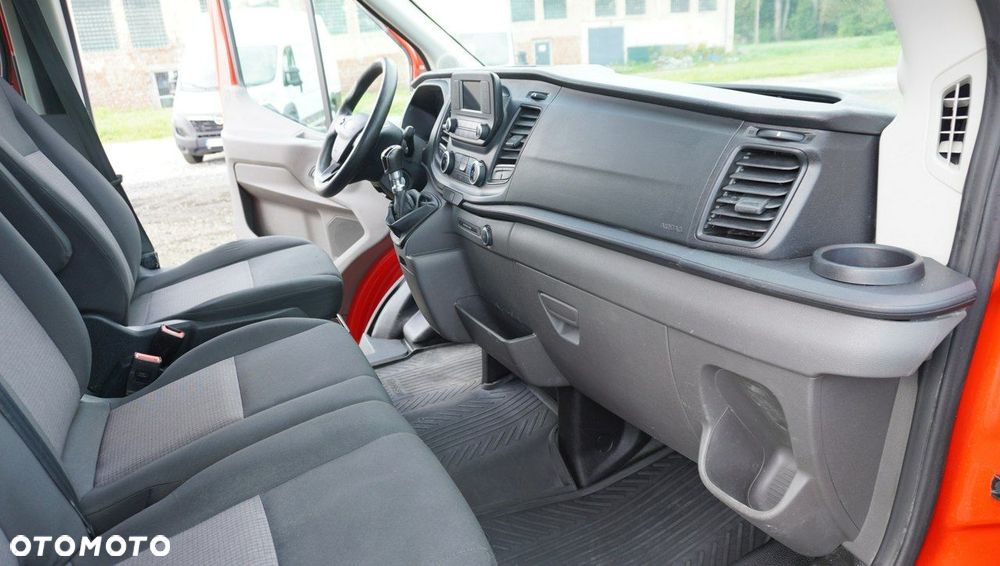 Ford Transit - 10