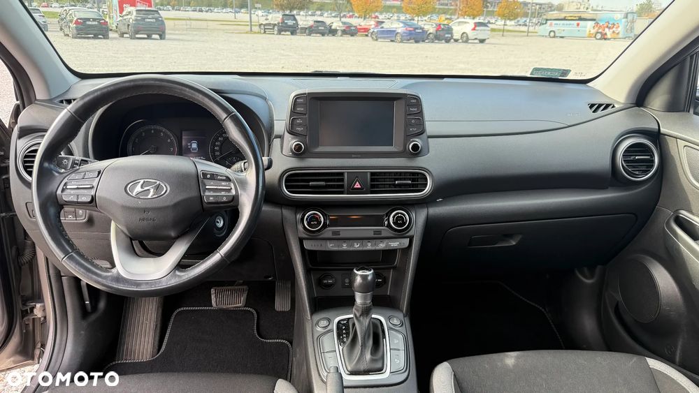 Hyundai Kona - 17