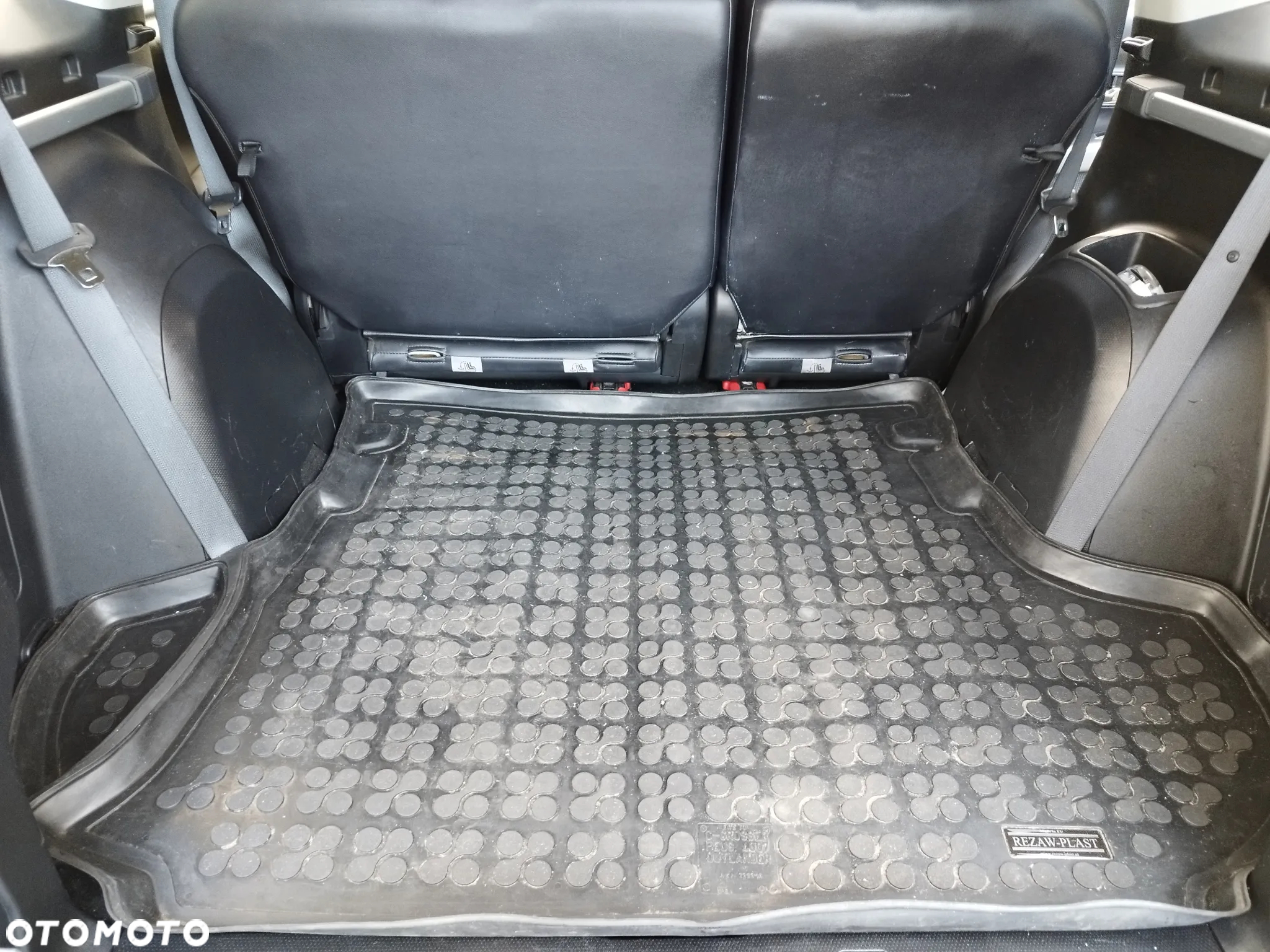Citroën C-Crosser 2.2 HDi Exclusive - 20