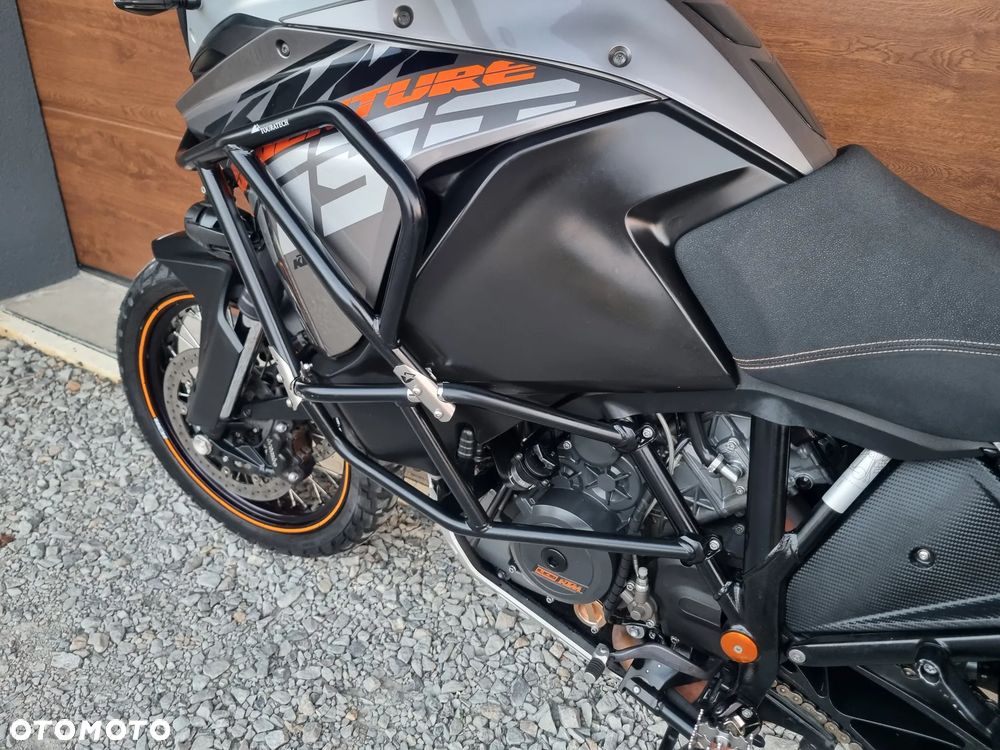 KTM Adventure - 25