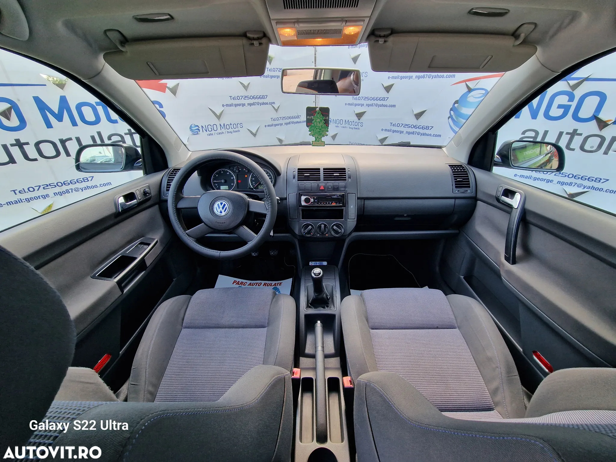 Volkswagen Polo 1.4 FSI Cricket - 2