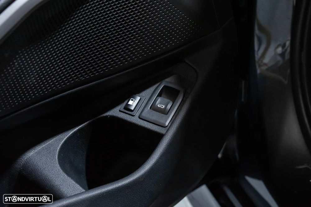 BMW 320 e Touring Aut. Advantage - 26