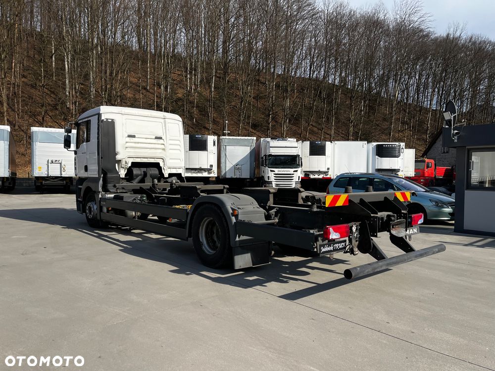 MAN TGA18.350 D20 // BDF // Cały na poduszce // Niski przebieg // Manual // Blokada mostu // Idealny // - 18