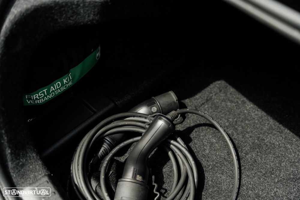 Volvo S60 T8 Recharge AWD Polestar Engineered - 41