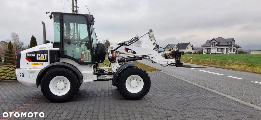 Caterpillar 908M/ Maszyna sprowadzona/ - 2