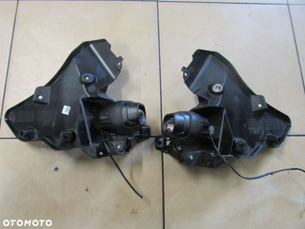 Voge 525 DSX halogeny - 1