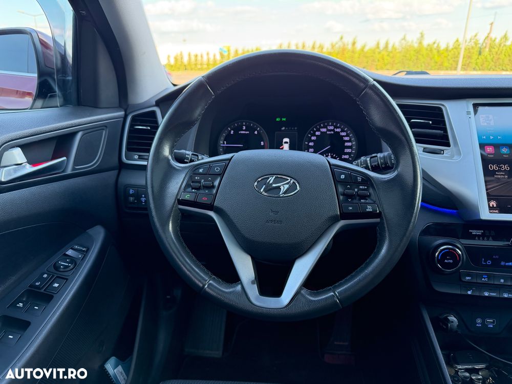 Hyundai Tucson 2.0 CRDI 2WD Style - 7