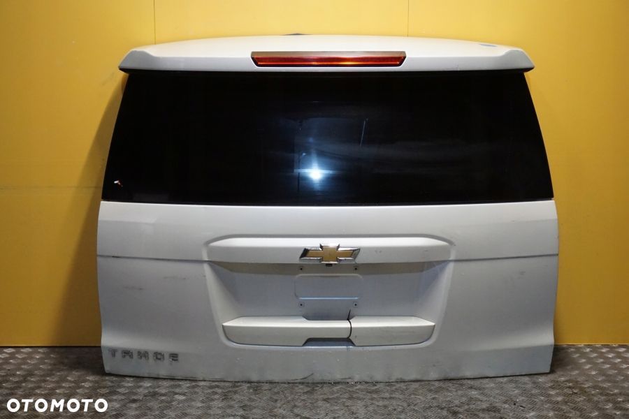 CHEVROLET TAHOE SUBURBAN 2015- Klapa Tył Szyba Spoiler Kompletna USA - 1