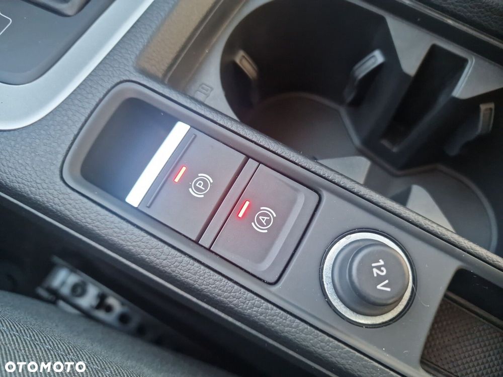 Audi Q3 - 22