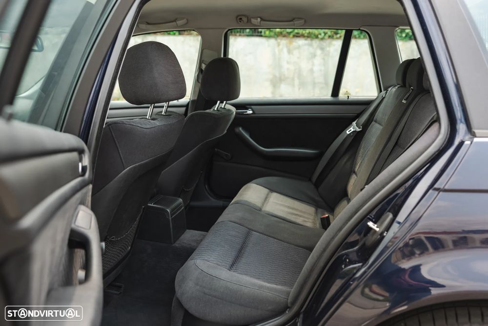 BMW 320 d Touring - 7