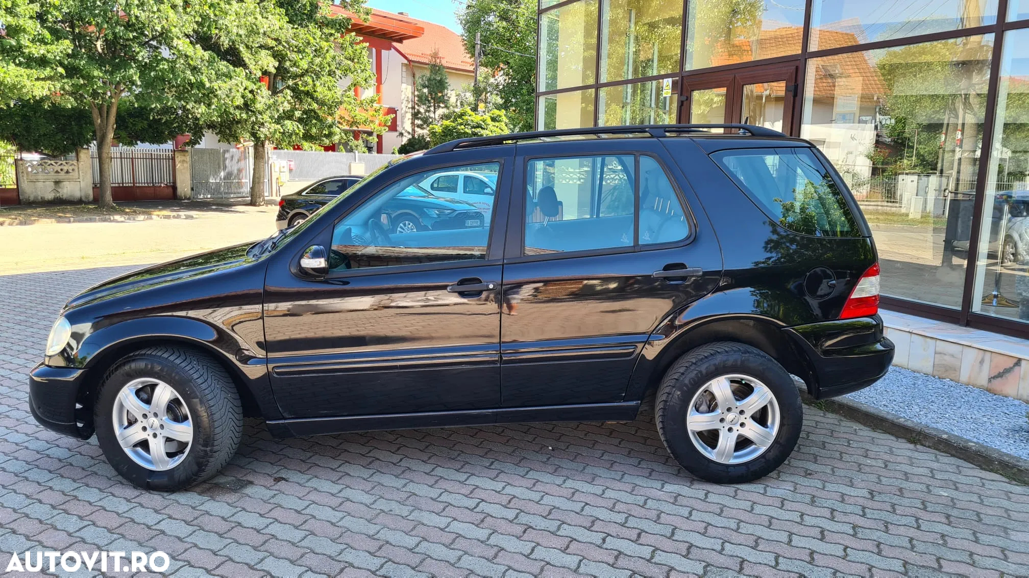 Mercedes-Benz ML - 13