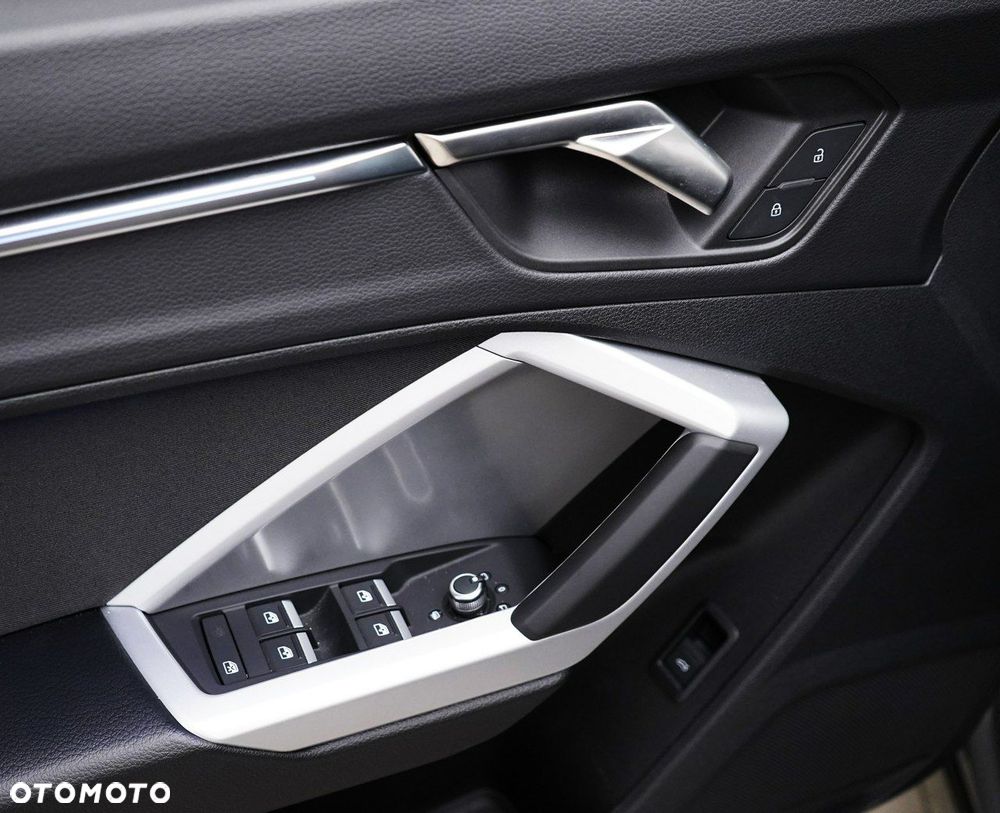 Audi Q3 Sportback - 23