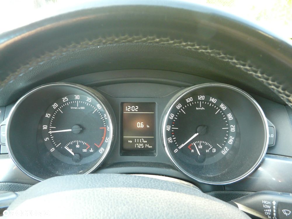 Skoda Superb 1.6 TDI Active - 11