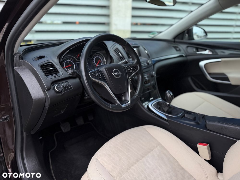 Opel Insignia 1.6 T Edition S&S - 11
