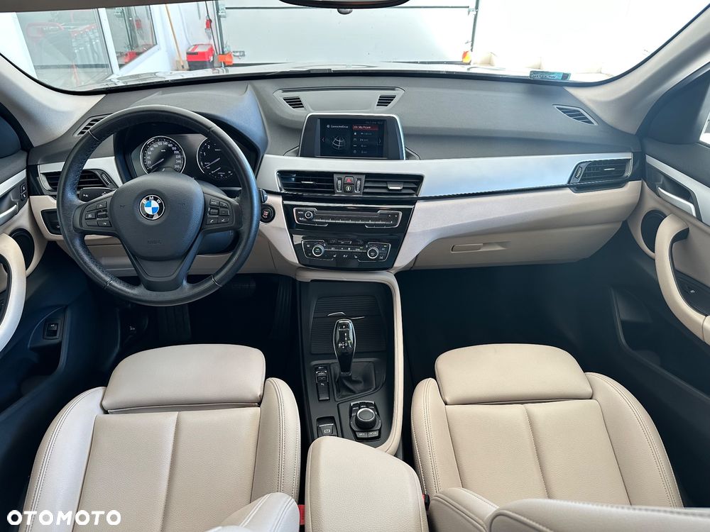 BMW X1 sDrive18i GPF xLine - 14