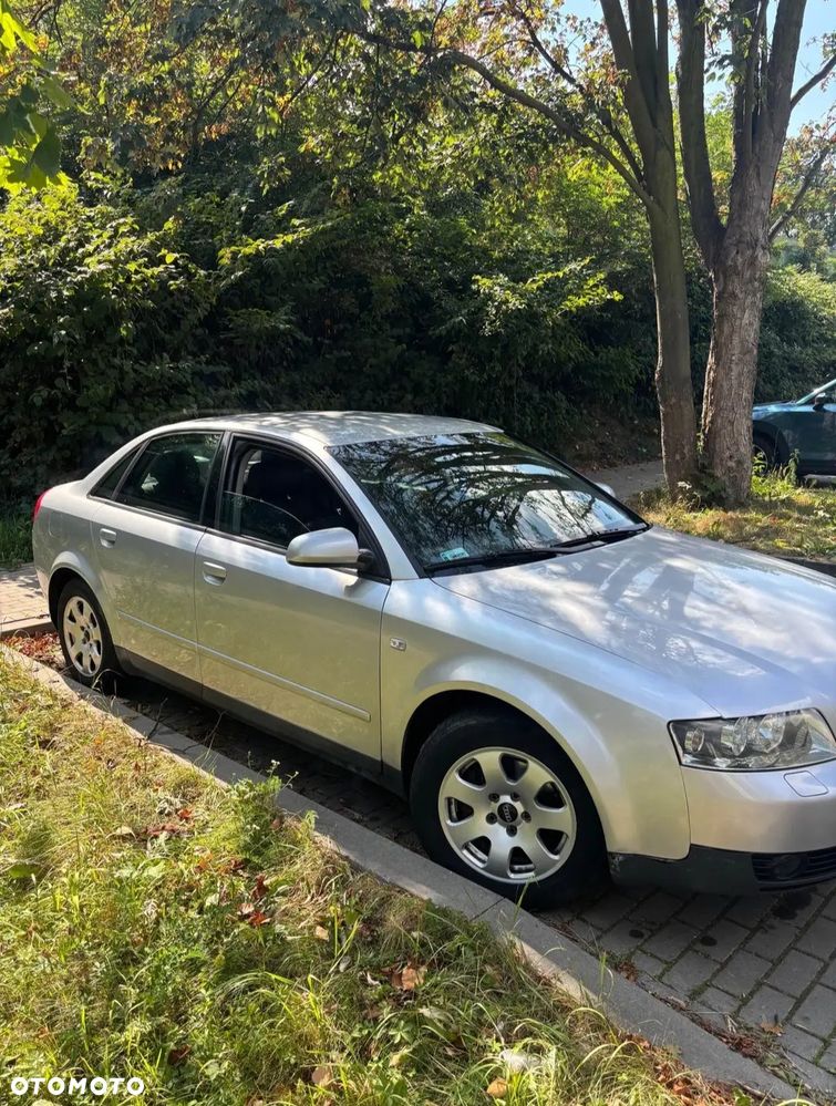 Audi A4 Limousine - 2