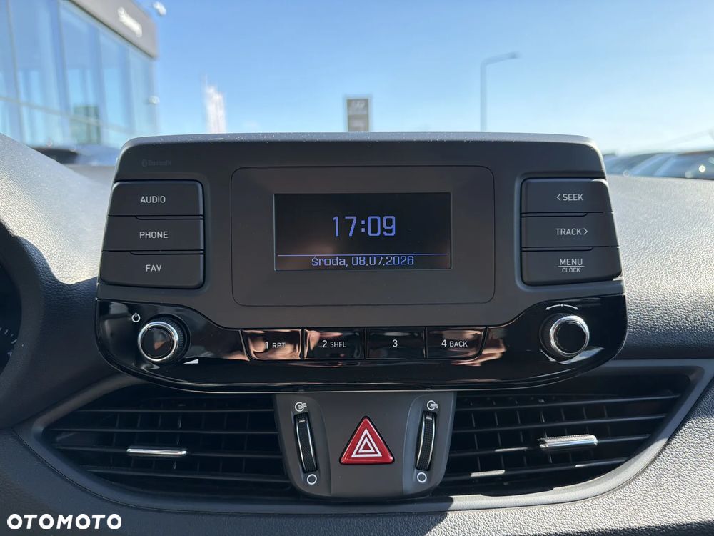 Hyundai i30 1.4 Classic + - 19