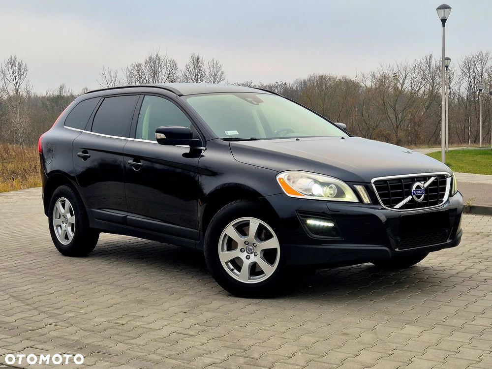 Volvo XC 60 2.4D AWD Momentum - 1