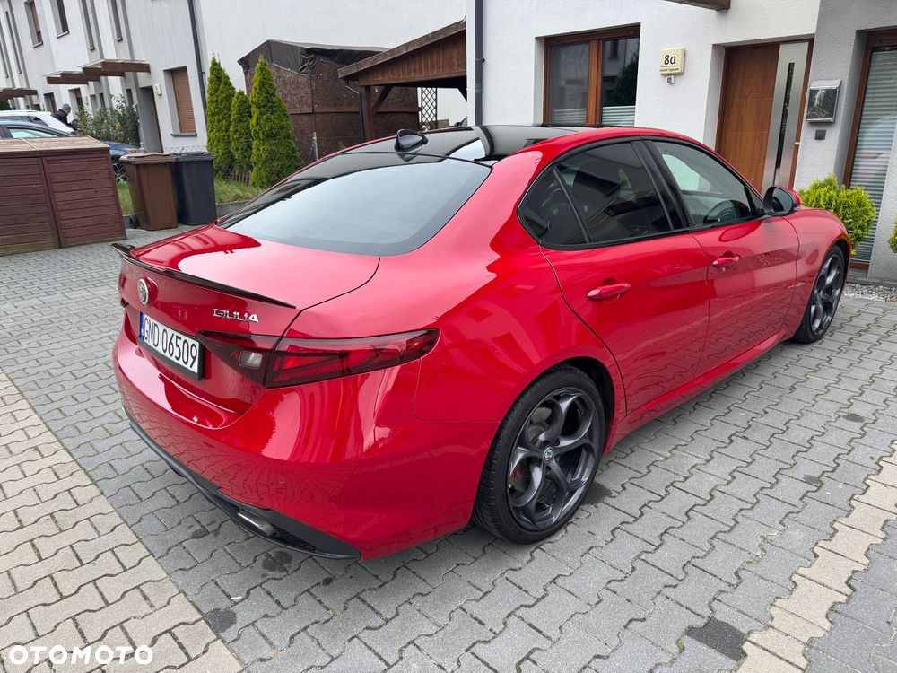 Alfa Romeo Giulia 2.0 Turbo 16V AT8 Veloce Ti - 29