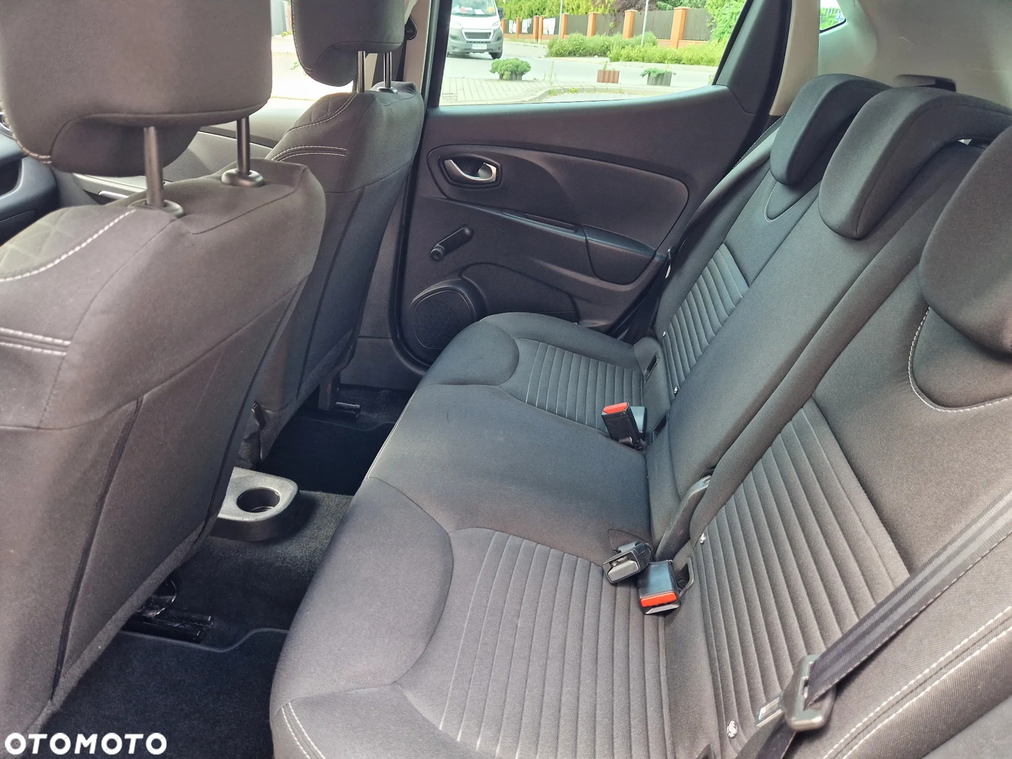 Renault Clio 1.2 16V Limited EU6 - 31