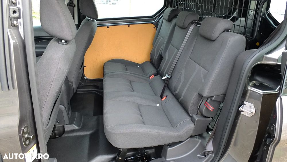 Ford Transit Conect - 25