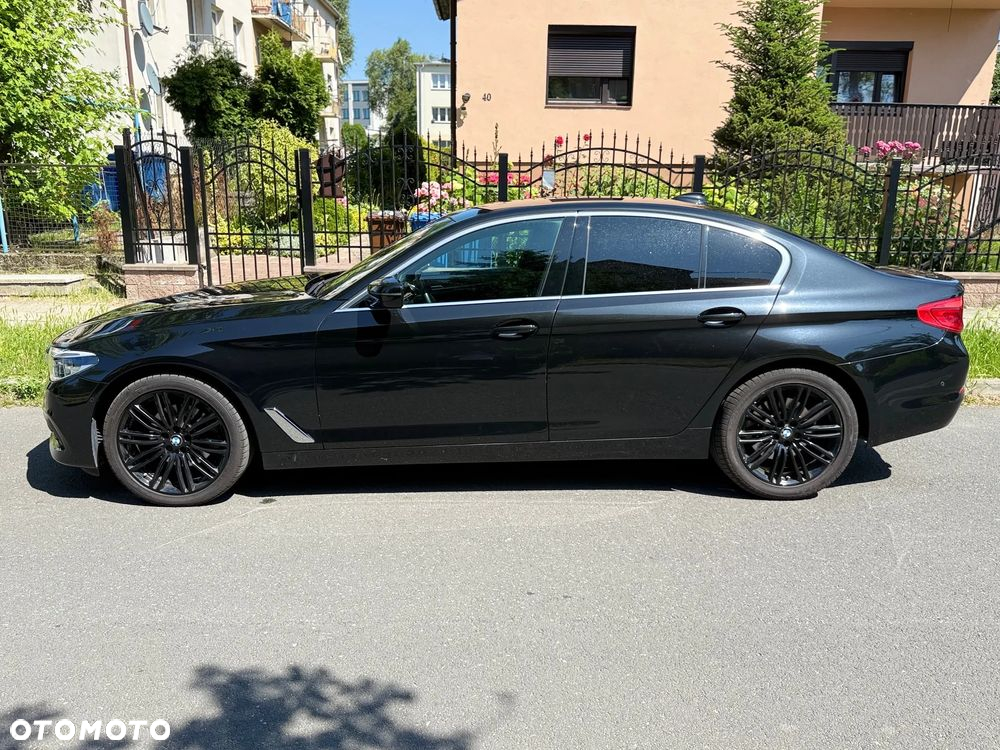 BMW Seria 5 520d xDrive - 4