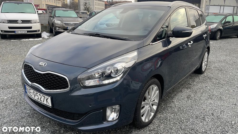 Kia Carens - 18