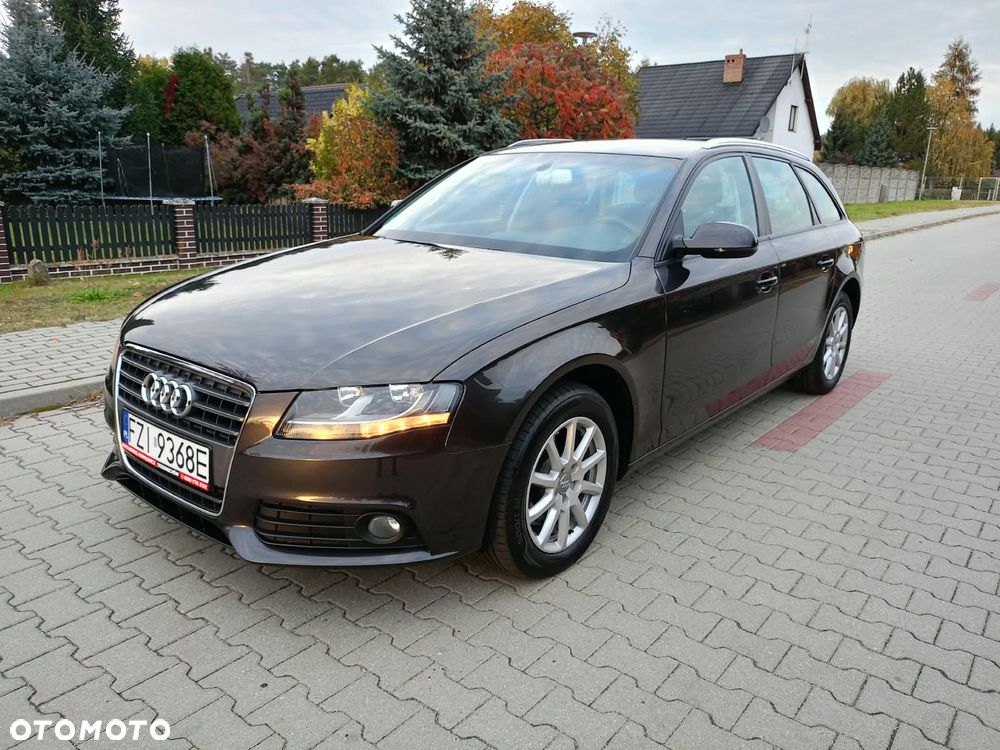 Audi A4 Avant - 1