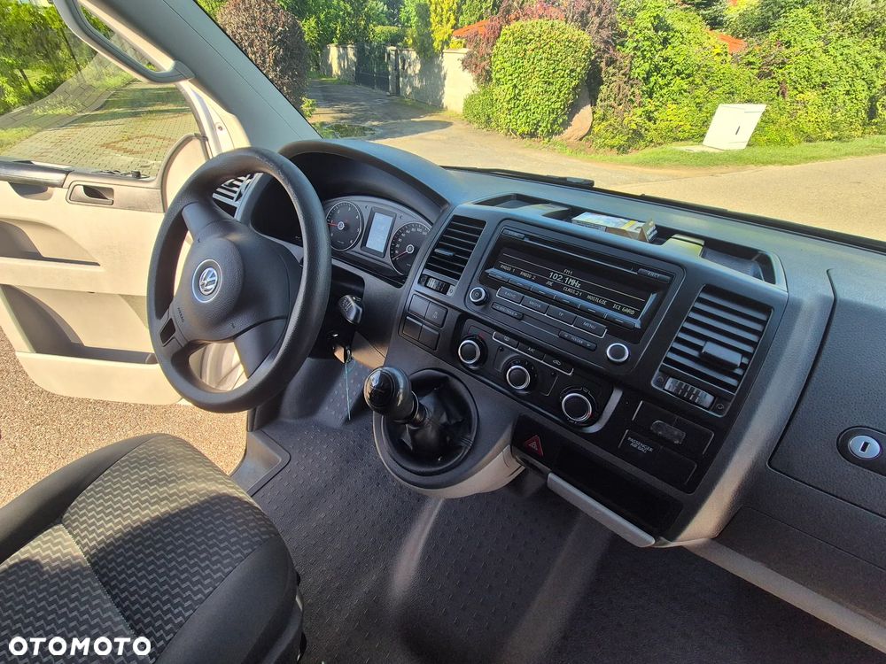 Volkswagen Transporter - 18