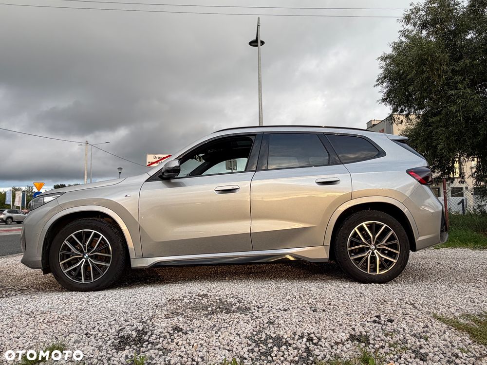 BMW X1 sDrive18i M Sportpaket - 16