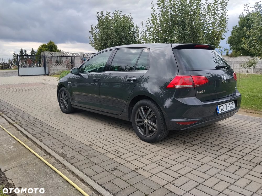 Volkswagen Golf 1.2 TSI BMT Start - 4